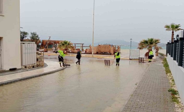 Çeşme, son 24 saatte Türkiye’nin en yoğun yağışını aldı