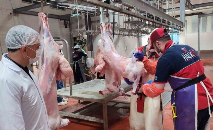 -Çorum Belediyesi hayırseverlerin kurban bağışlarını ihtiyaç sahibi ailelere ulaştıracak