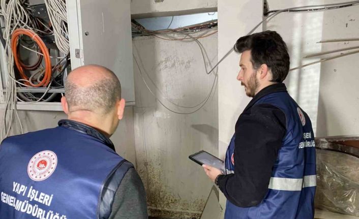 Deprem sonrasında İstanbul’da hasar tespit çalışmaları devam ediyor