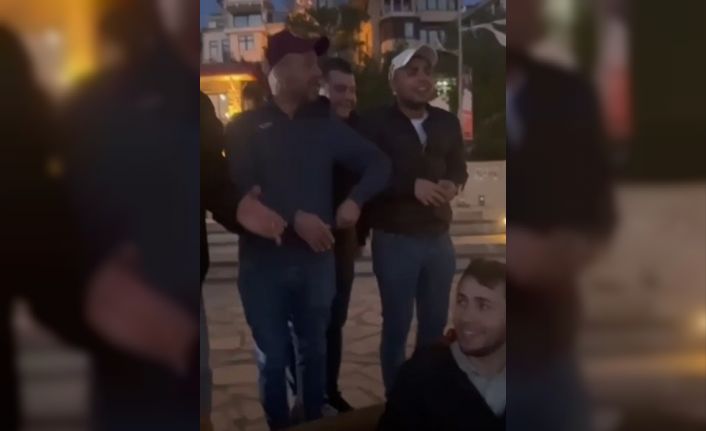 Elazığsporlu taraftarlar Kız Kulesine karşı "Kar mı Yağmış Şu Harput’un Başına" türküsünü söyledi