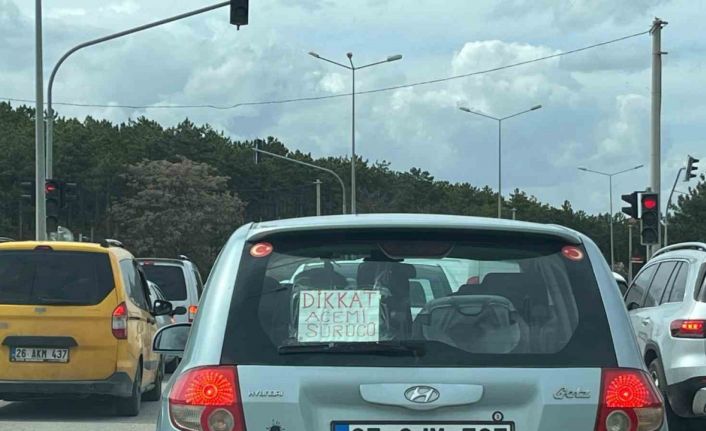 Eskişehir’de sürücünün aracına astığı not dikkat çekti