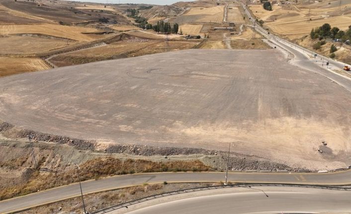 Etimesgutlulardan ’tır parkı projesi’ tepkisi: "Erdal Beşikçioğlu rantçı arıyorsa aynaya baksın"