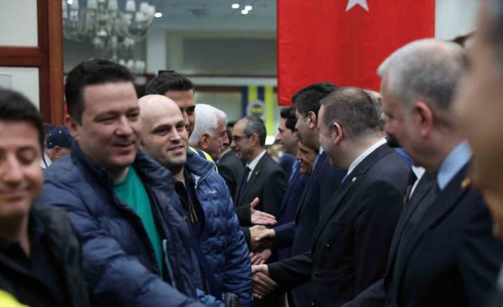 Fenerbahçe’de geleneksel bayramlaşma töreni yapıldı