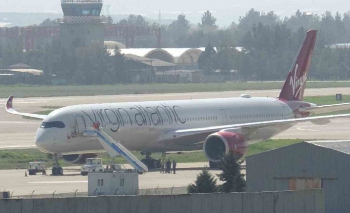 Hindistan’a giden İngiliz uçağı rahatsızlanan yolcu için Diyarbakır’a zorunlu iniş yaptı