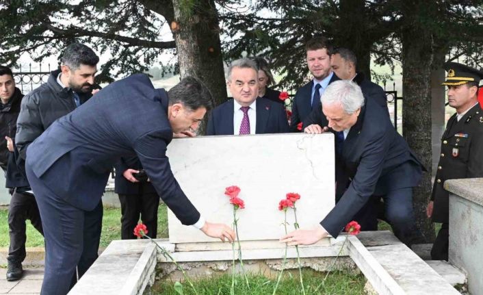 İkinci İnönü Zaferi’nin 104. yıl dönümünde Şehitlik’te anma programı