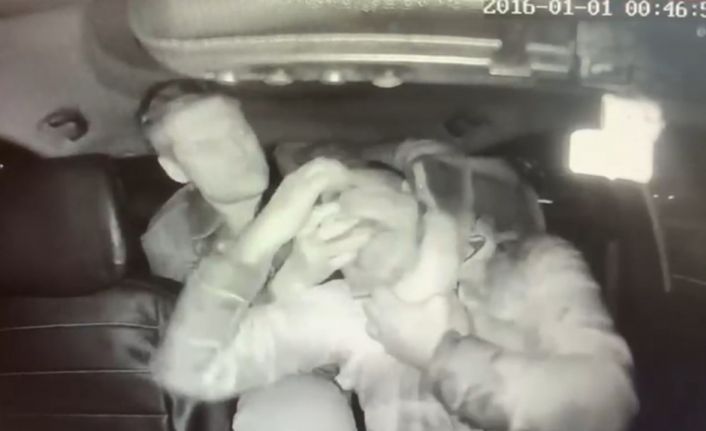 İngiliz boksörün, taksi şoförünü darp ettiği anlar ortaya çıktı