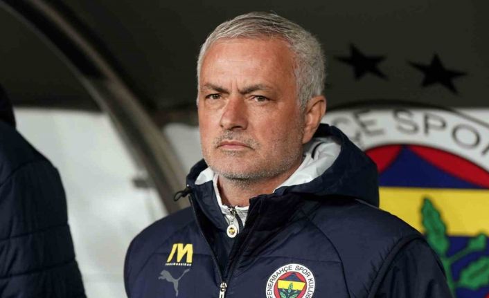 Jose Mourinho’dan Galatasaray derbisinde 2 değişiklik