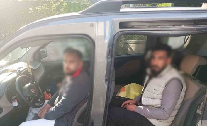 Konya polisi göçmen kaçakçısını suçüstü yakaladı
