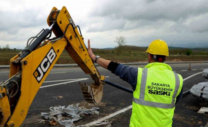Kozluk Caddesi’nde üstyapının yanı sıra altyapı çalışmaları da devam ediyor