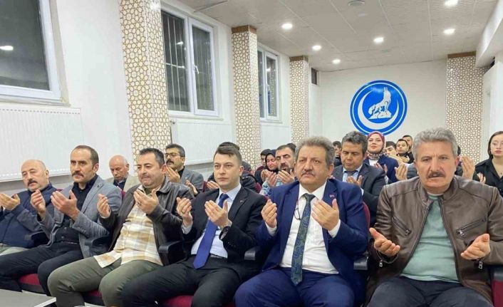 Kütahya Ülkü Ocakları, Alparslan Türkeş’i anma programı düzenledi