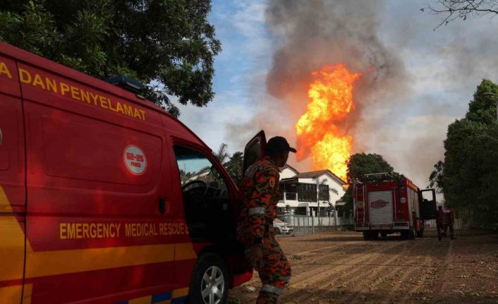 Malezya’da doğal gaz boru hattı patladı: 112 yaralı