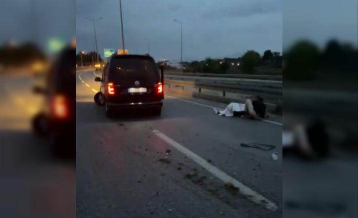 Manavgat’ta araç refüjü aşıp karşı şeride geçti: 1 yaralı