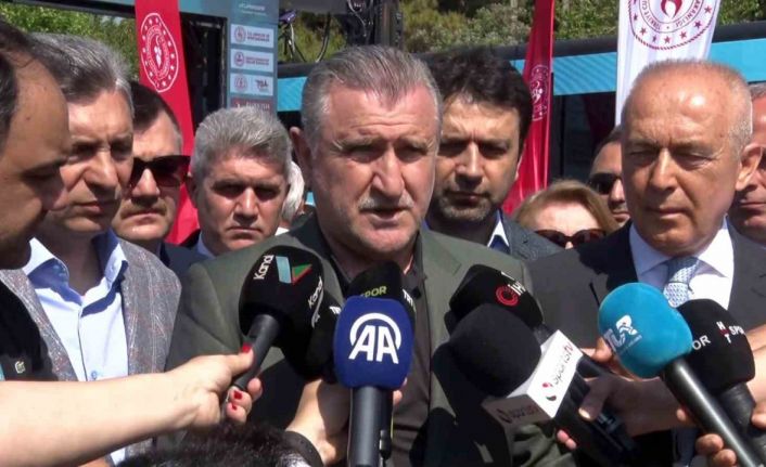 Osman Aşkın Bak: "Türkiye, dünyada büyük bir spor ülkesi haline geldi"