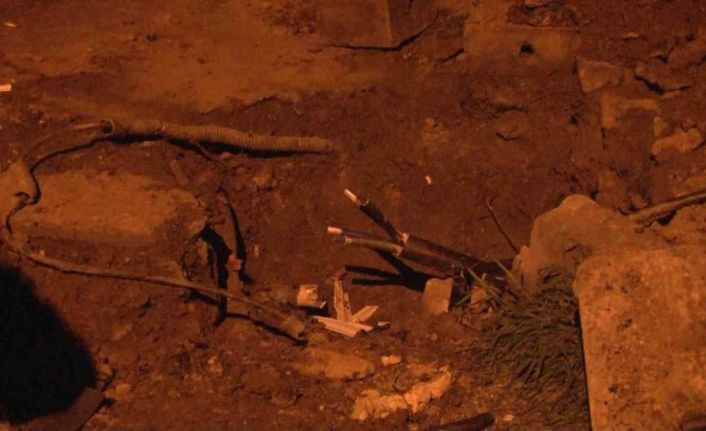 Şişli’de elektrik kablolarında meydana gelen patlamalar vatandaşları isyan ettirdi