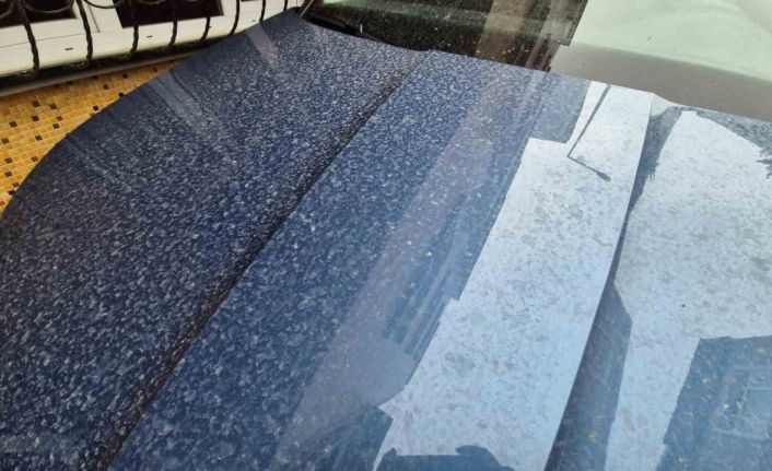 Tekirdağ’da araçların üzeri çamurla kaplandı