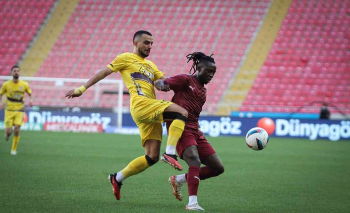 Trendyol Süper Lig: Atakaş Hatayspor: 0 - Eyüpspor: 1 (İlk yarı)