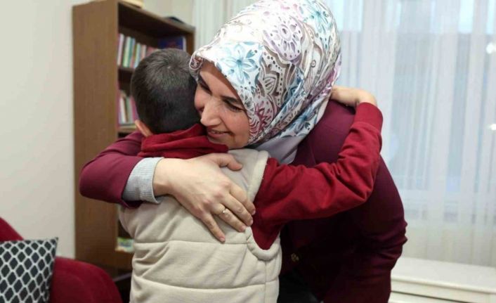 Vali Yiğitbaşı’nda Sevgi Evleri’ndeki çocuklara bayram sürprizi