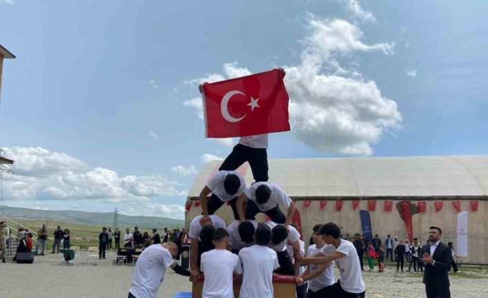 19 Mayıs Atatürk’ü Anma, Gençlik ve Spor Bayramı’nın 106. yılı coşkuyla kutlandı