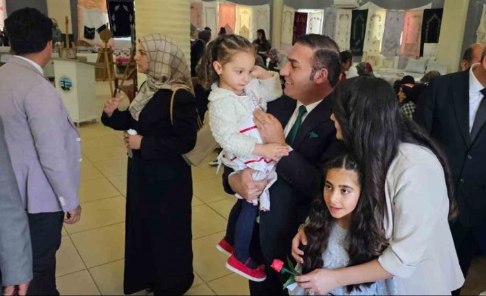 Adilcevaz’da yılsonu sergisi büyük ilgi gördü