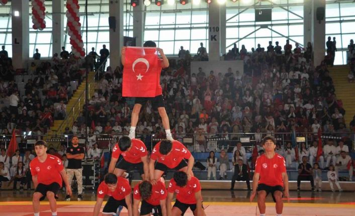 Afyonkarahisar’da 19 Mayıs coşkusu