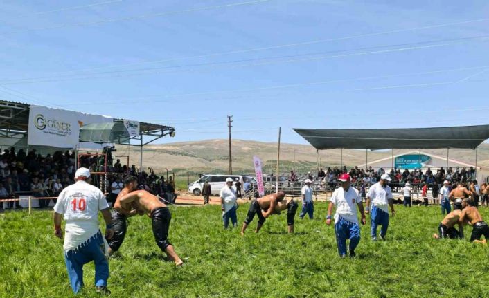 Afyonkarahisar’da başpehlivan Feyzullah Aktürk oldu