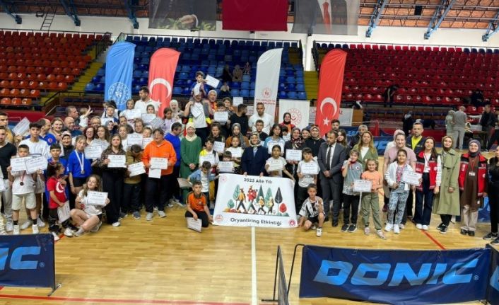 Aile üyelerinin katılımı ile oryantiring yarışması