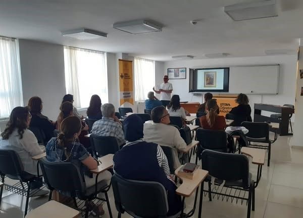 Akademi öğretmenlerine, Koçman anlatıldı