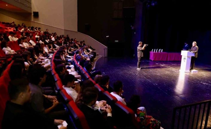 Alanya liseler arası tiyatro festivali sona erdi