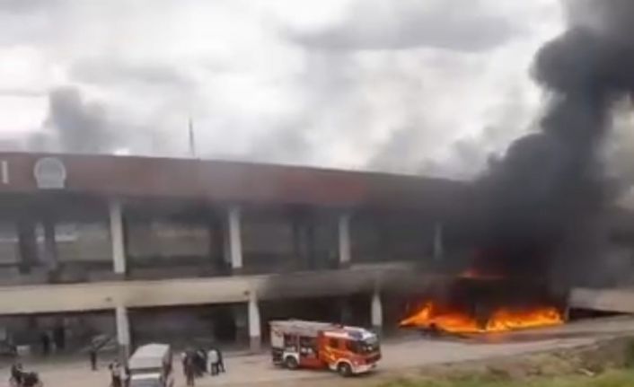 Ankara’da pazar yerinde yangın