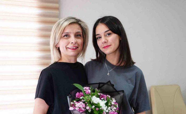 Anneler hem şaşırdı hem de gözyaşlarına boğuldu