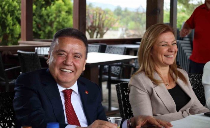 Antalya BB Başkanı Muhittin Böcek başkanlığında, Safranbolu’da Cittaslow Ulusal Ağ toplantısı gerçekleştirildi