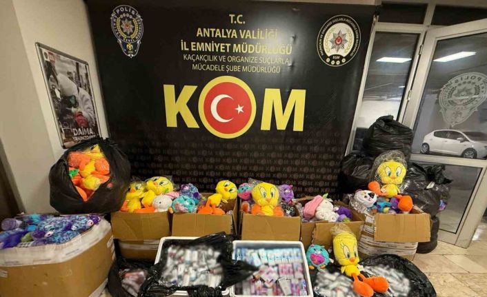 Antalya’da 5 ilçede kaçak ürün operasyonu