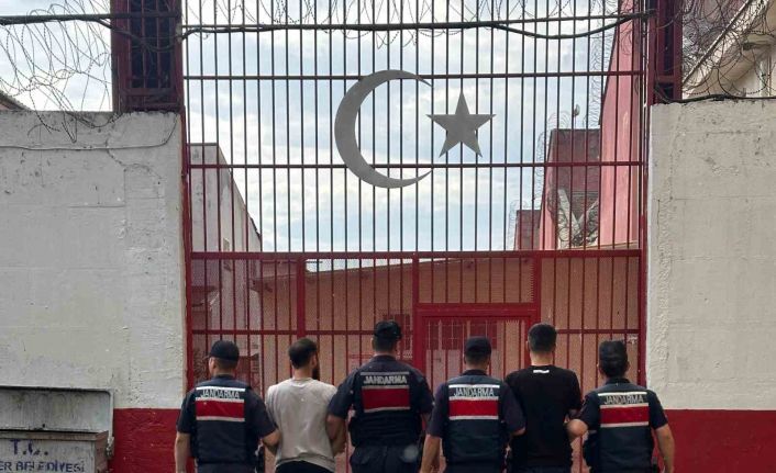 Aracı kurşunlayan şahıslar tutuklandı