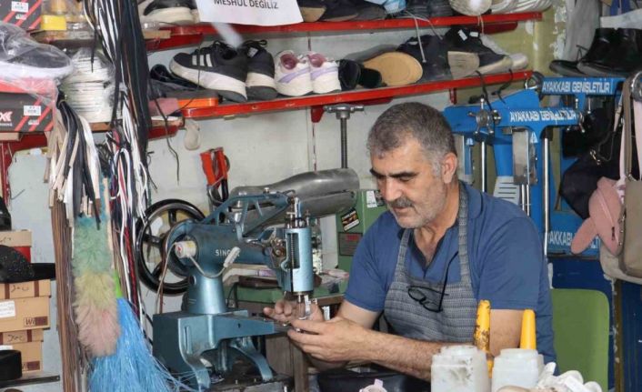 Ayakkabı tamirciliği mesleği ölüyor