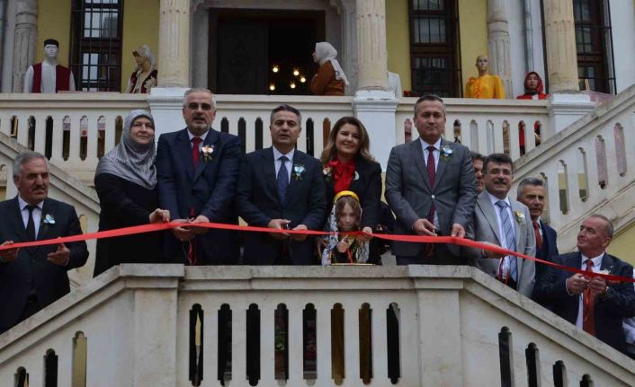 Bafra’da yıl sonu sergisi