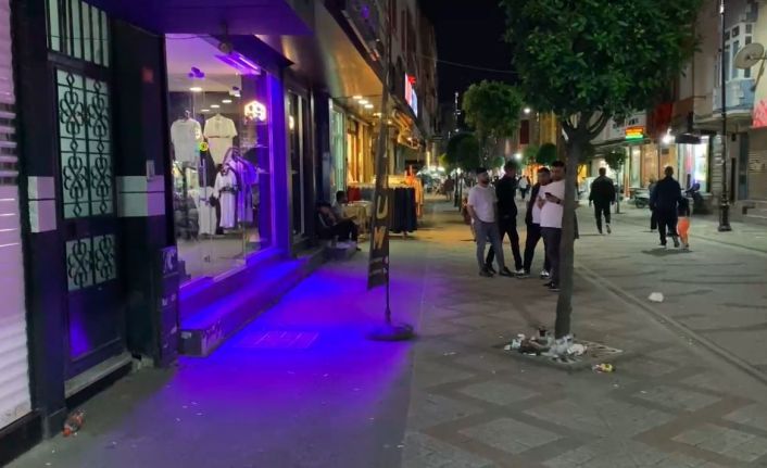 Bağcılar’da mağazaya silahlı saldırı: 4 müşteri ve 1 çalışan yaralandı