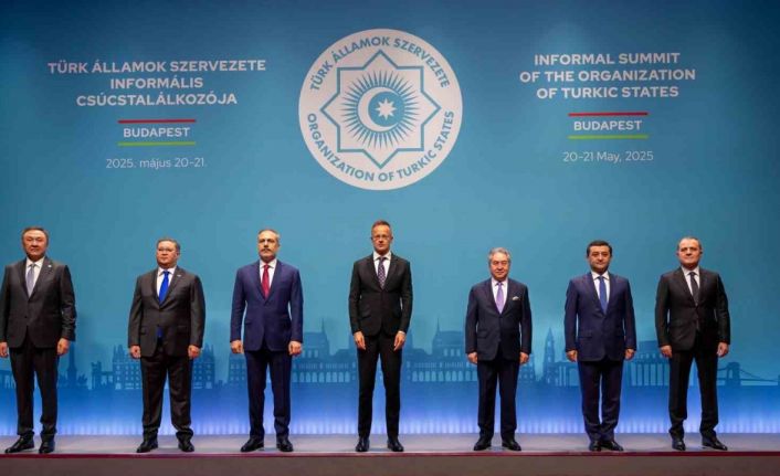 Bakan Fidan: "Filistin’de sivil halka karşı açlığın silah olarak kullanılması ve Filistinlilerin tehcirle tehdit edilmesi kabul edilemez"