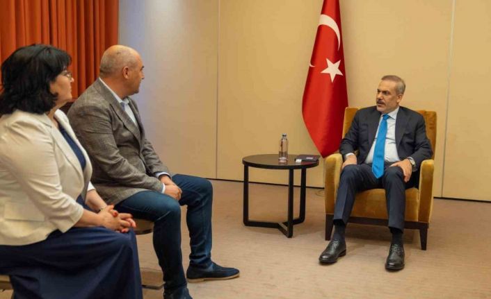 Bakan Fidan, Gagauz Türkleri temsilcileri ile bir araya geldi