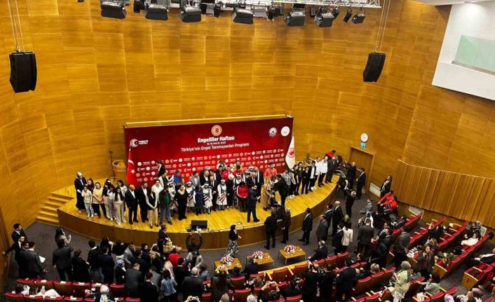 Bakan Göktaş: "5 bin 777 olan engelli kamu çalışanı sayısını 73 bin 800’e çıkardık"