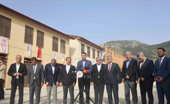 Bakan Kurum: "Deprem bölgesinde 250 bininci konutun anahtarını Cumhurbaşkanımız ve Azerbeycan Cumhurbaşkanı Aliyev’in teşrifleriyle teslim edeceğiz"