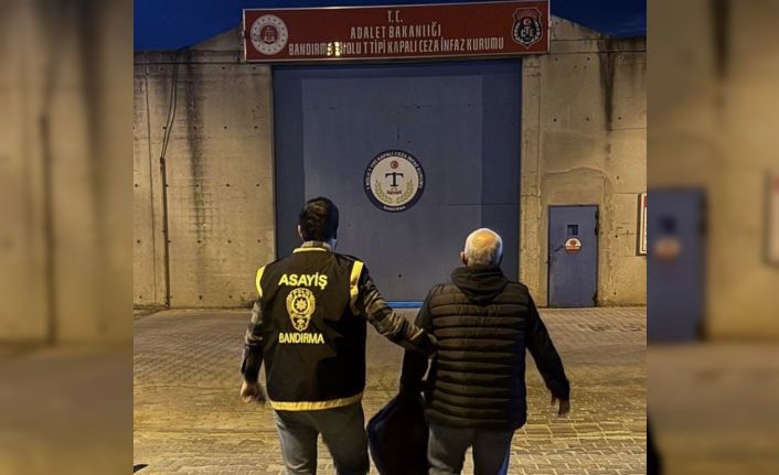 Balıkesir’de 16 ayrı suçtan aranan şahıs Bandırma’da yakalandı