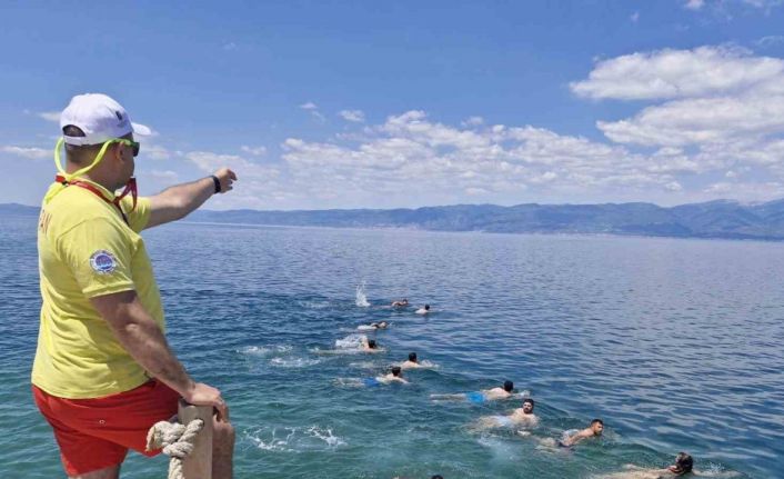 Balıkesir’de cankurtaranlar yaz sezonuna hazır