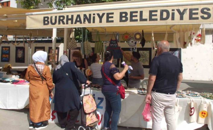 Balıkesir’de özel öğrencilerin göz nuru eserleri görücüye çıktı