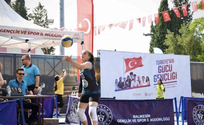 Balıkesirli gençler ’Gençlik Haftasında’ spora doydu