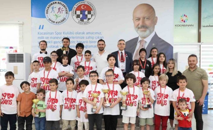 Başkan Çolakbayrakdar: "Kayseri’mizde tek, Türkiye’de ise sayılı olan tesisimiz, gençlerimize armağan olsun"