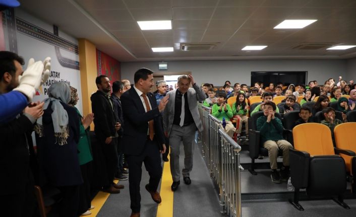 Başkan Kılca, Trafik Eğitim Parkı ve Tabiat Mektebi’nin kapanış programına katıldı