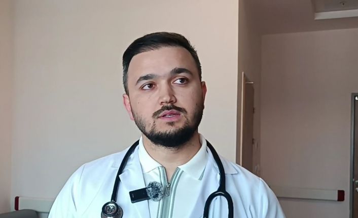 Batman’da 4 yaşındaki çocuğun, 16 günlük kardeşine verdiği badem şekeri boğazından operasyonla çıkarıldı