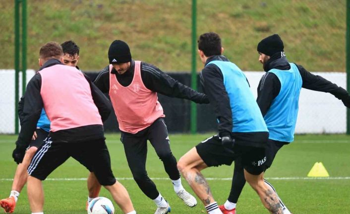 Beşiktaş, kondisyon ve taktik çalıştı