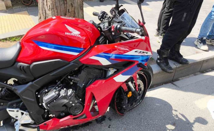 Beşiktaş’ta kafa kafaya çarpışan 2 motosiklet sürücüsü yaralandı