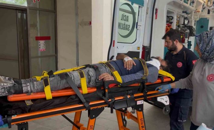 Besni’de trafik kazası: 3 yaralı